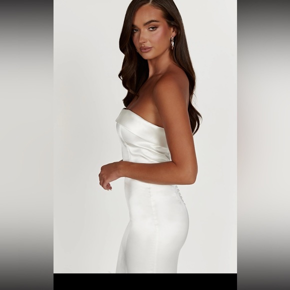 Meshki - Kaitlin Strapless Gown - Picture 7 of 11